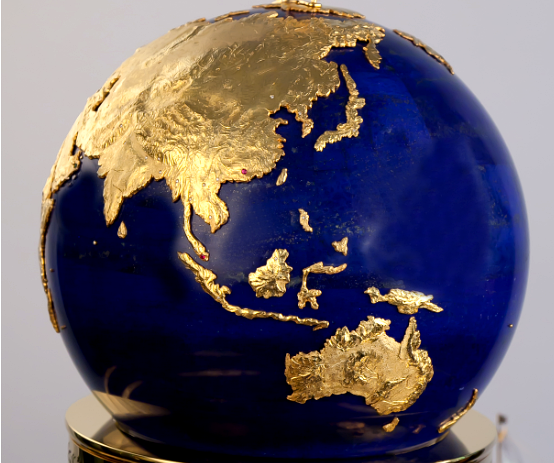 Globo in lapislazzuli